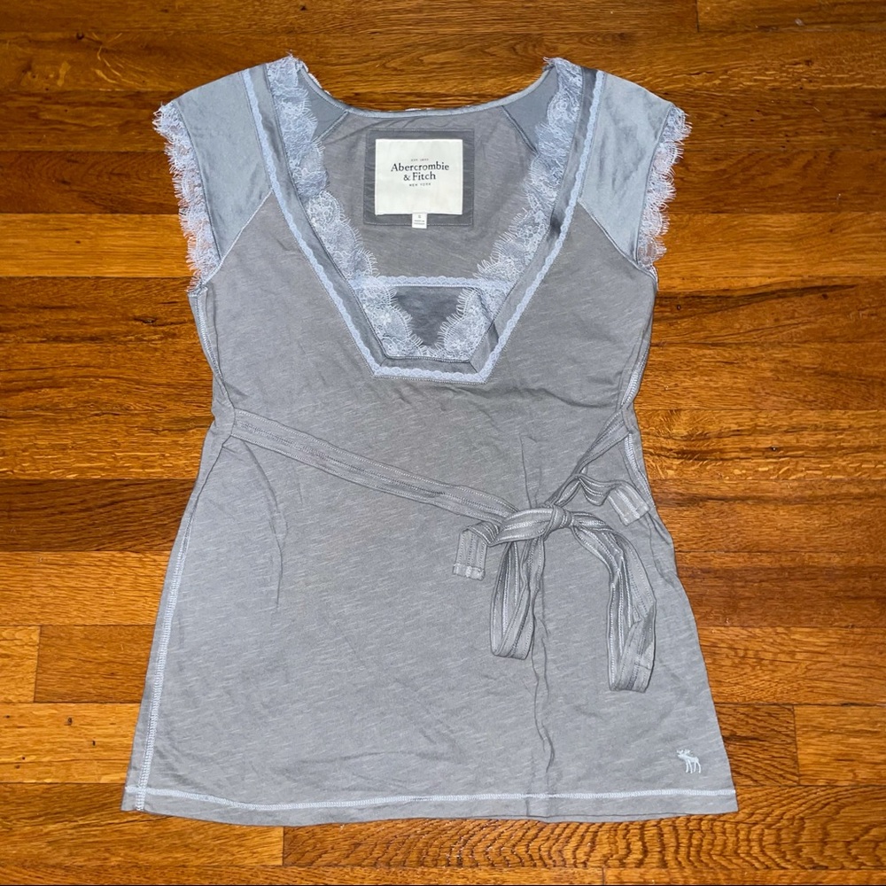 Abercrombie & Fitch Grey Lace Tunic